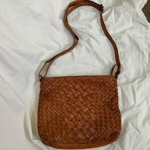 Vilenca Holland Brown Leather Basketweave Crossbody Shoulder Bag